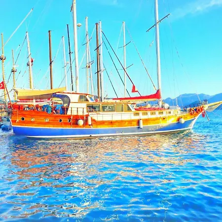 Botel Mavi Yolculuk *